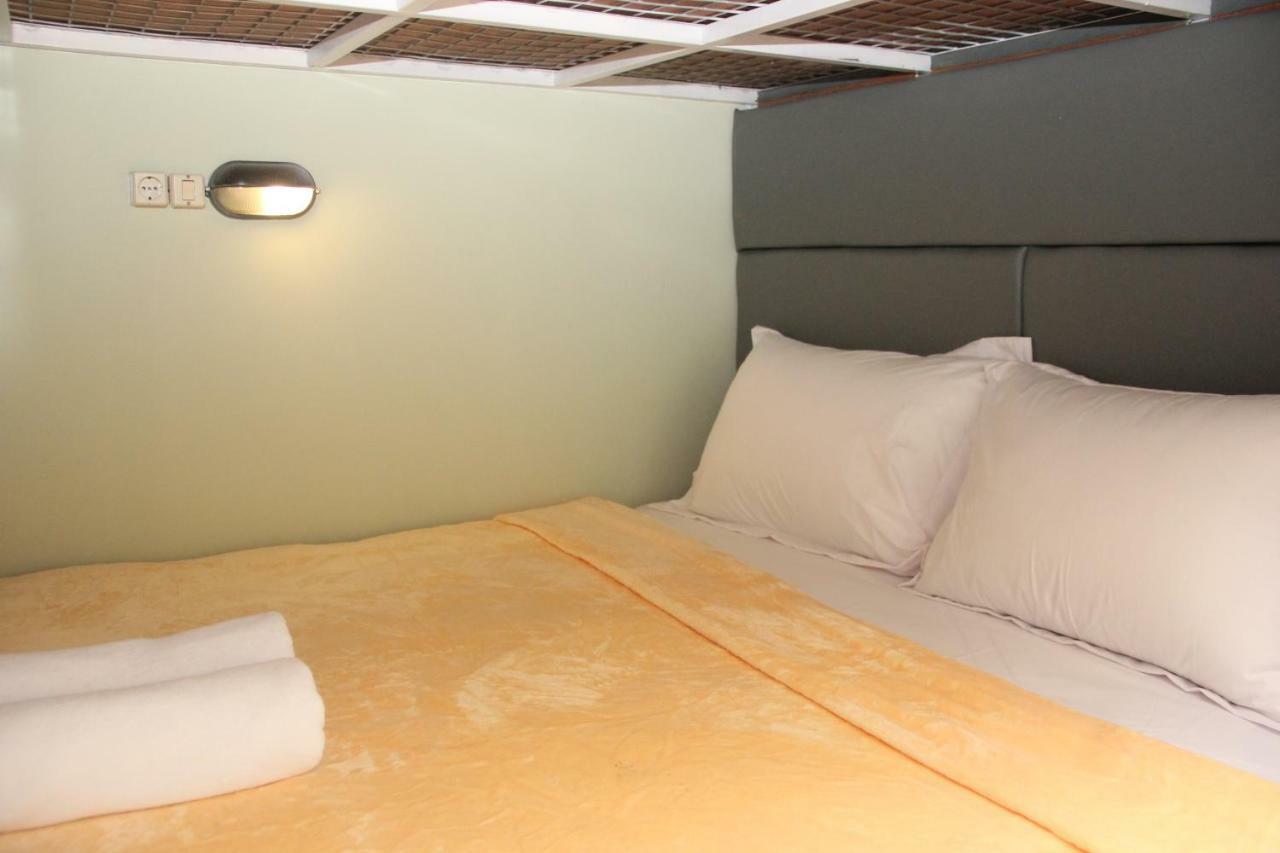 ALA Hostel Seminyak Buitenkant foto