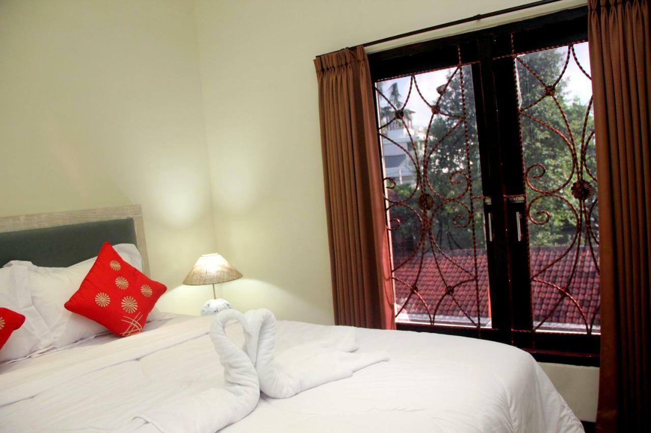 ALA Hostel Seminyak Buitenkant foto